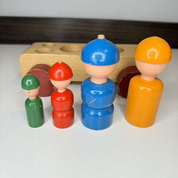 Kay Bojesen Original 1950s Danish Toy Wagon “Family Trip” Colorful Wooden Car - Picture 7 of 9